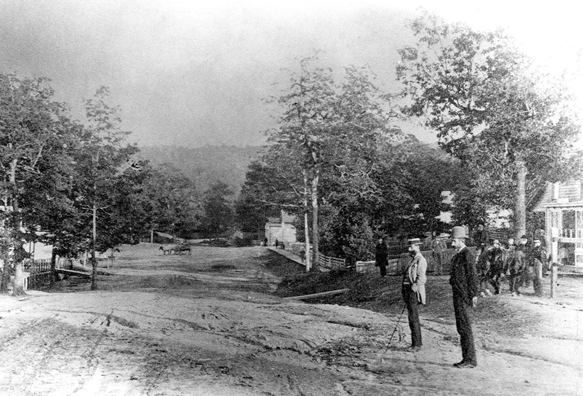 Main Street Highlands, 1884